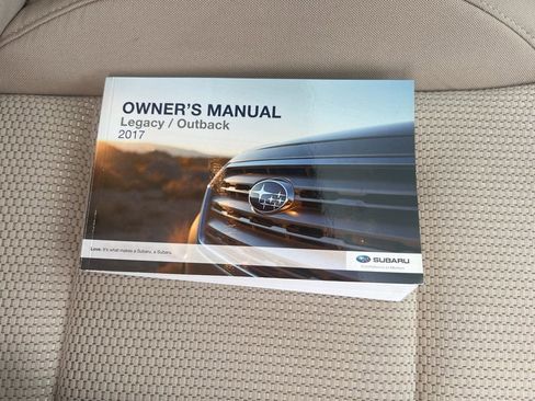 Used 2017 Subaru Outback 2.5i Premium image 29