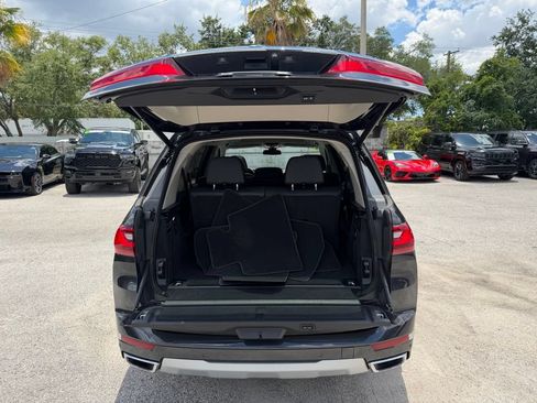 Used 2022 BMW X7 xDrive40i w/ Premium Package AWD/4WD image 42