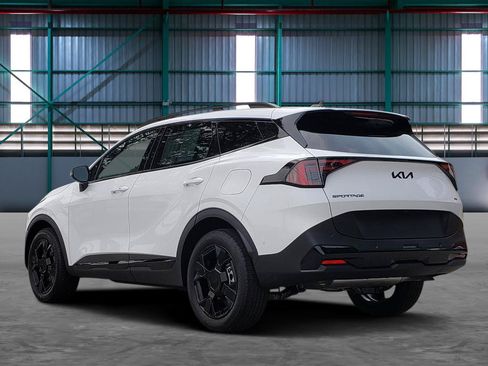 Used 2026 Kia Sportage X-Line w/ X-Line Technology Package AWD/4WD image 3