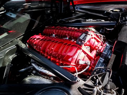 Used 2025 Chevrolet Corvette Z06 RWD image 33