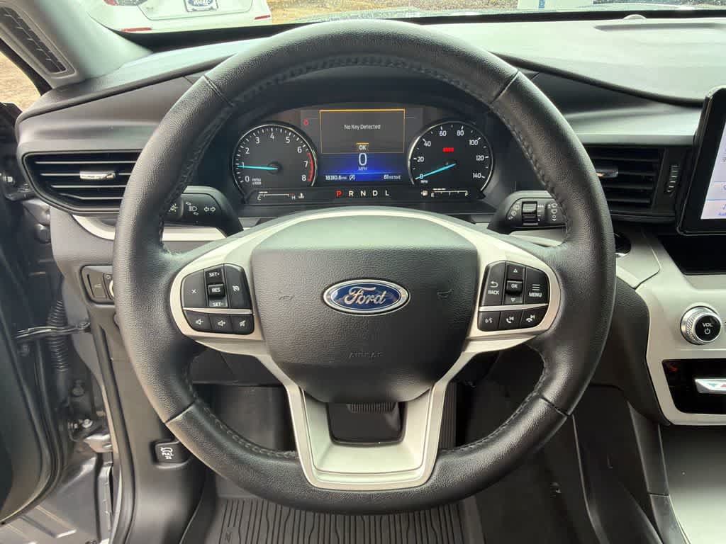 Certified 2024 Ford Explorer XLT AWD/4WD image 23