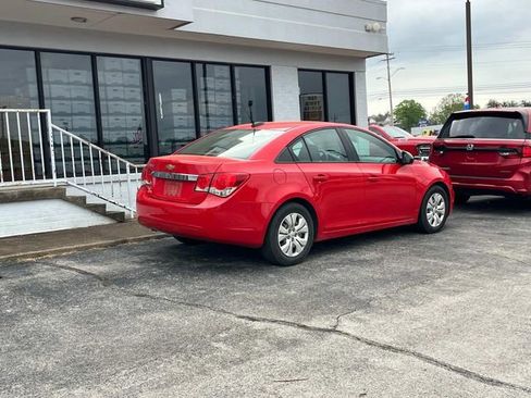 Used 2016 Chevrolet Cruze LS image 3