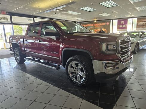 Used 2017 GMC Sierra 1500 SLT AWD/4WD image 3