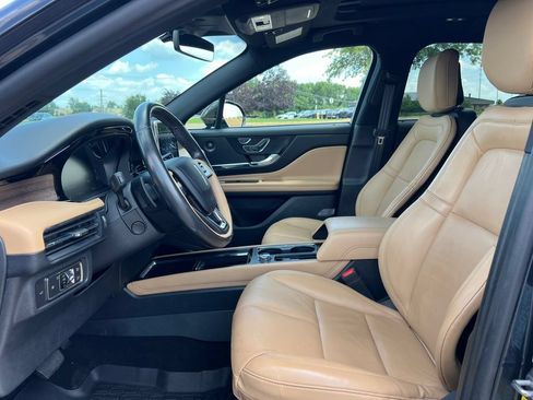 Used 2020 Lincoln Corsair Reserve w/ Equipment Group 201A AWD/4WD image 4