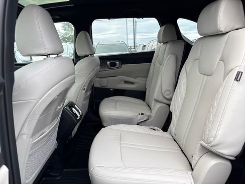 New 2026 Kia Sorento SX Prestige image 18