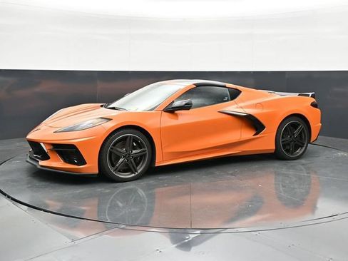 Used 2024 Chevrolet Corvette Stingray Premium Cpe w/ Z51 Performance Package RWD image 6