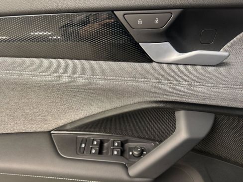New 2026 Volkswagen Tiguan S FWD image 10