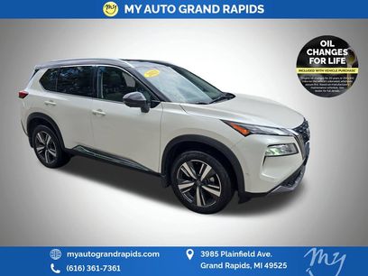 Used 2023 Nissan Rogue SL