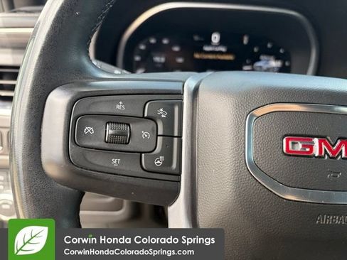 Used 2023 GMC Yukon XL SLT w/ SLT Luxury Package AWD/4WD image 29
