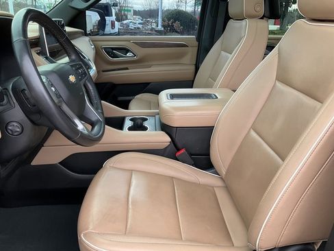 Used 2023 Chevrolet Tahoe Premier image 5