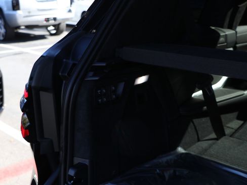 Certified 2025 BMW X7 M60i image 39