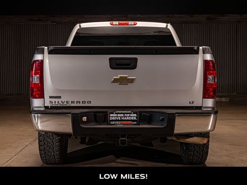 Used 2011 Chevrolet Silverado 1500 LT AWD/4WD image 7