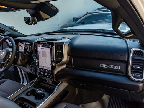 Used 2025 RAM 3500 Big Horn AWD/4WD image 18