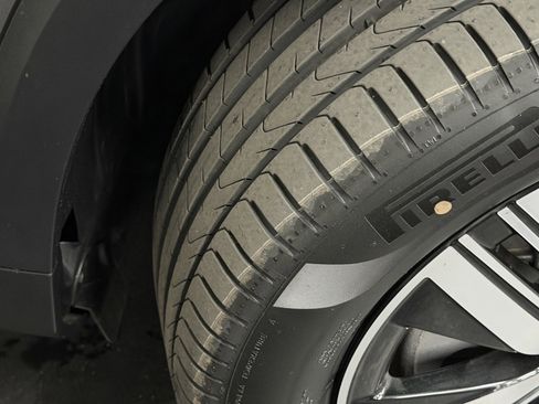 Certified 2023 Mercedes-Benz EQB 300 4MATIC image 19