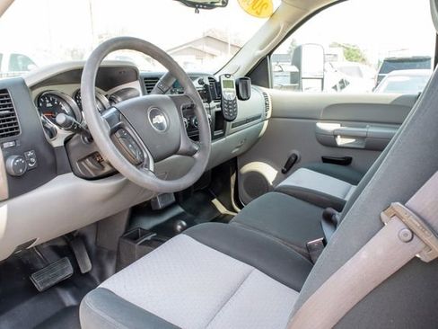Used 2008 Chevrolet Silverado 3500 W/T image 9