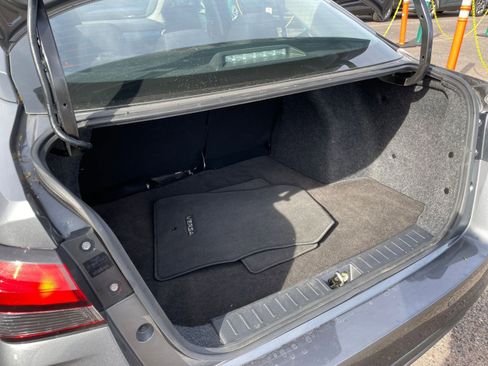 Used 2025 Nissan Versa SV image 30