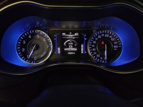 Used 2016 Chrysler 200 Limited w/ Anniversary Edition FWD image 23
