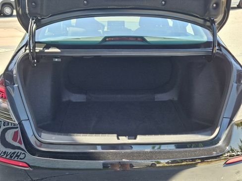 Used 2023 Honda Civic Sport image 29