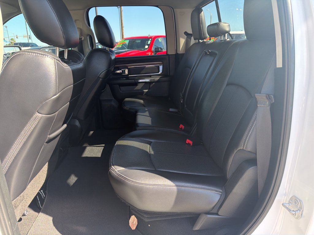 Used 2018 RAM 1500 Laramie w/ Convenience Group AWD/4WD image 19