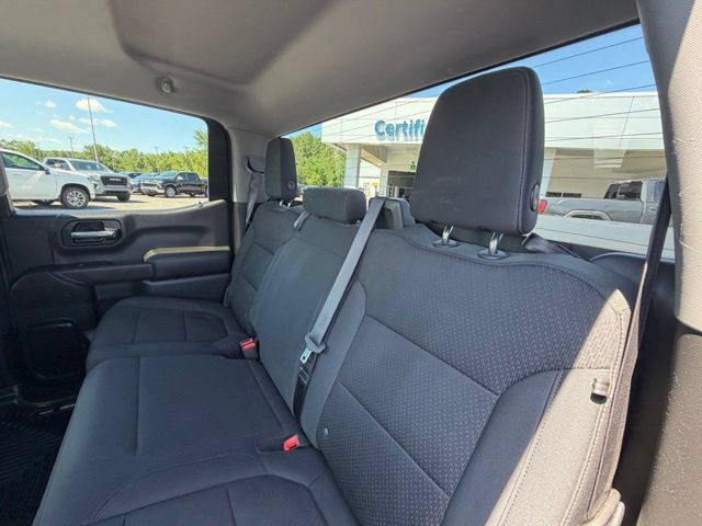 Used 2019 Chevrolet Silverado 1500 Custom w/ Custom Value Package AWD/4WD image 26
