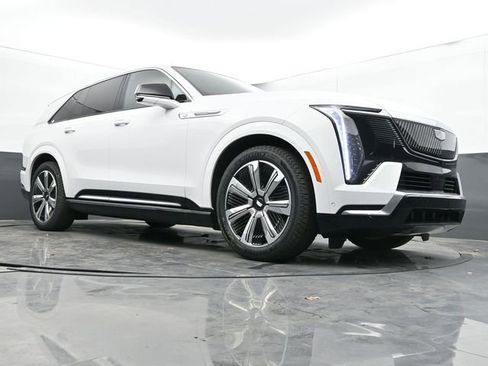 New 2025 Cadillac Escalade IQ Luxury 1 image 41