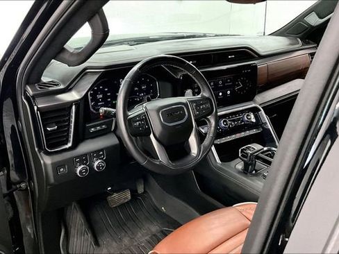 Used 2024 GMC Sierra 1500 Denali Ultimate AWD/4WD image 16