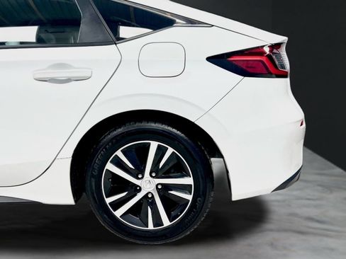 Used 2022 Honda Civic LX image 39
