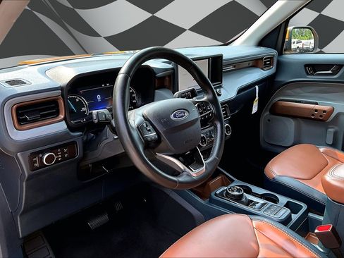 Certified 2023 Ford Maverick Lariat w/ Lariat Luxury Package FWD image 12