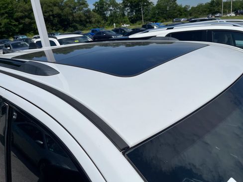 Used 2019 Jeep Grand Cherokee Limited X AWD/4WD image 3