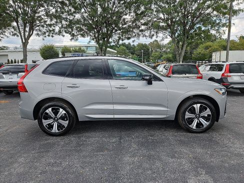 Certified 2024 Volvo XC60 T8 Core w/ Protection Package Premier image 7