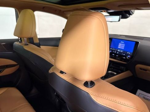 Used 2025 Lexus NX 350 350 Luxury image 28