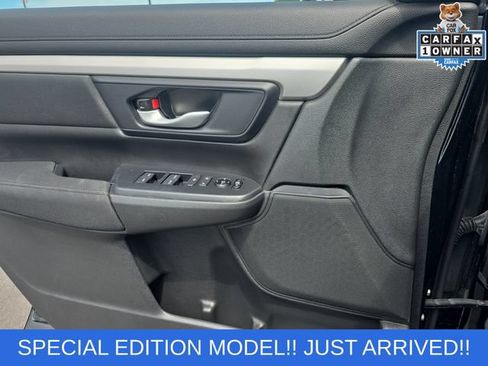 Used 2022 Honda CR-V Special Edition image 14