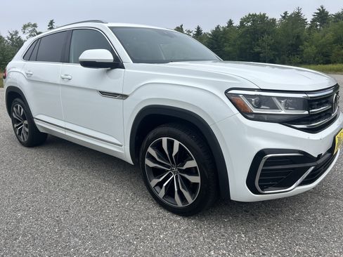 Used 2021 Volkswagen Atlas Cross Sport SEL R-Line AWD/4WD image 3