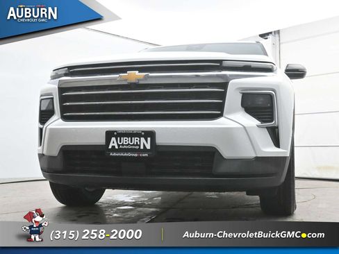 New 2026 Chevrolet Traverse LT image 18