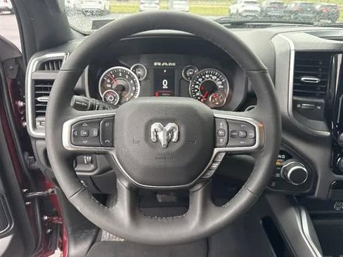Used 2025 RAM 1500 Big Horn AWD/4WD image 9