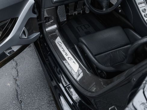 Used 2004 Porsche Carrera GT image 26