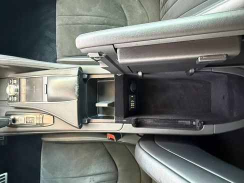 Used 2018 Lexus LC 500 Coupe w/ Sport Package RWD image 40