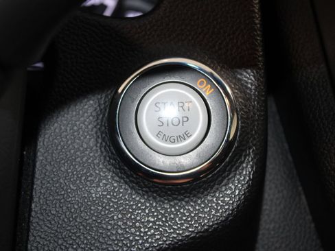 Used 2015 INFINITI Q60 AWD Coupe w/ Premium Package image 38