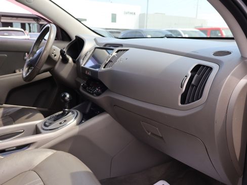 Used 2016 Kia Sportage EX AWD/4WD image 10