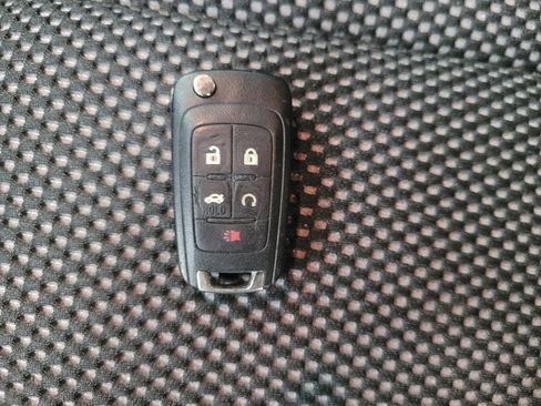 Used 2017 Chevrolet Equinox LT w/ Convenience Package FWD image 32