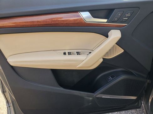 Used 2023 Audi Q5 2.0T Premium Plus image 11