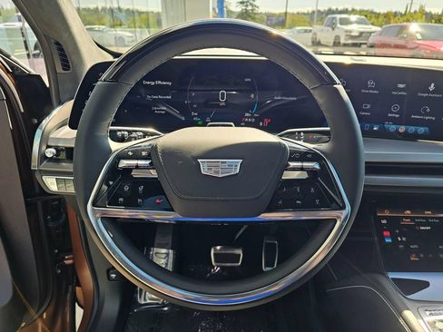 New 2027 Cadillac Vistiq Platinum AWD/4WD image 27