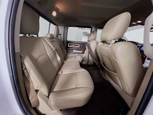 Used 2011 RAM 1500 Laramie AWD/4WD image 39