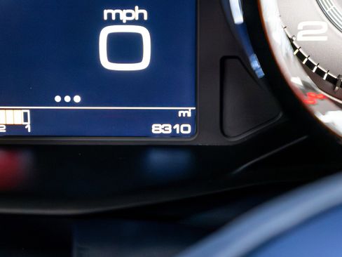 Used 2018 Ferrari 488 Spider image 12