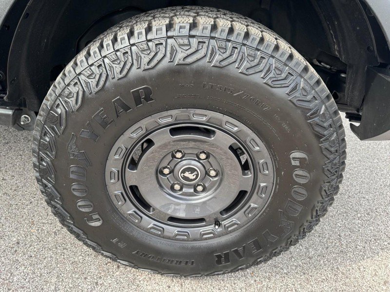 Used 2025 Ford Bronco Badlands AWD/4WD image 27