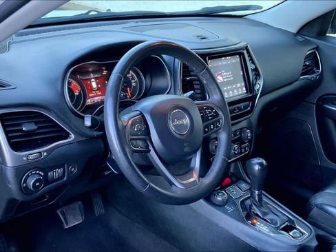 Used 2022 Jeep Cherokee Limited w/ Mopar Interior Package image 18