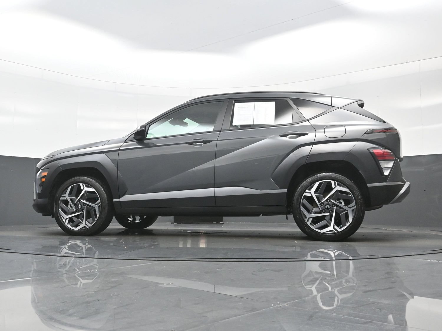 Used 2026 Hyundai Kona SEL Premium AWD/4WD image 27
