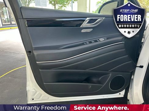Used 2025 Genesis GV80 2.5T Standard AWD/4WD image 10