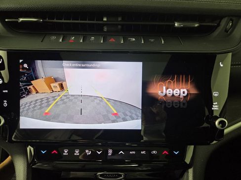 New 2026 Jeep Grand Cherokee L Limited RWD image 10