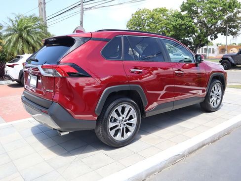 Used 2024 Toyota RAV4 Limited FWD image 5